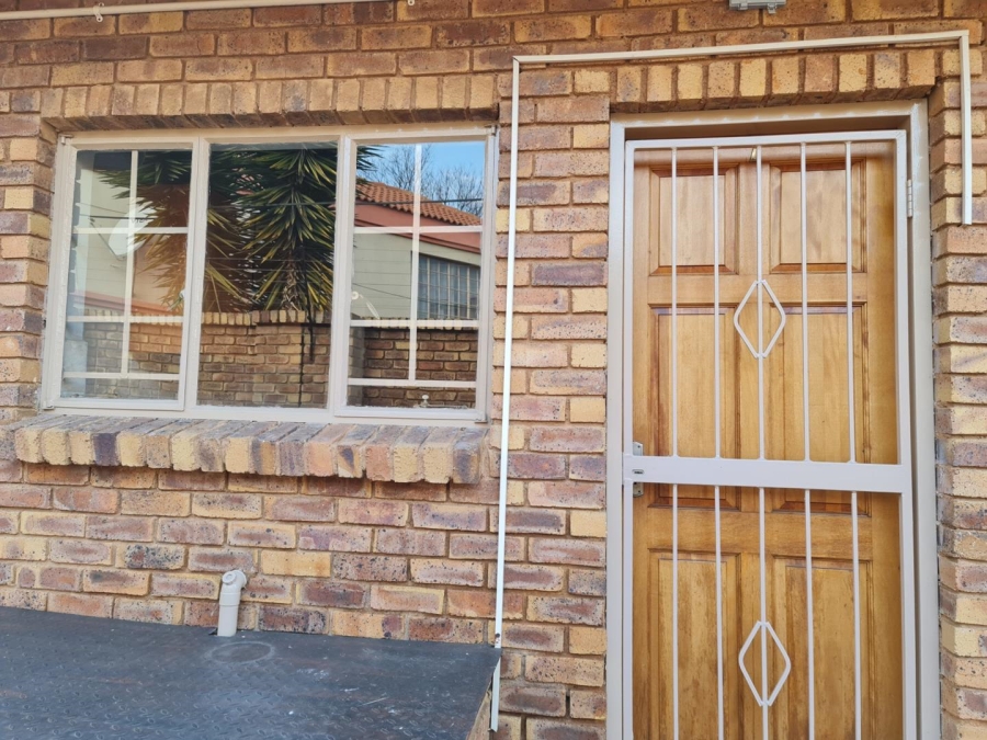 To Let 1 Bedroom Property for Rent in Eveleigh Gauteng