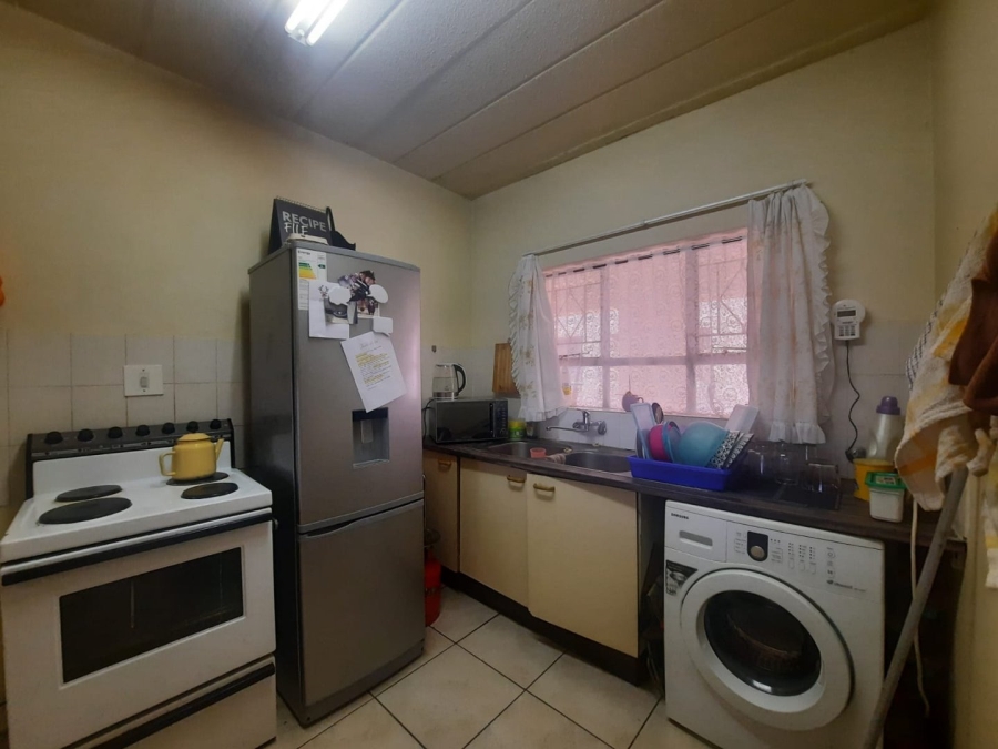 2 Bedroom Property for Sale in Florida Gauteng