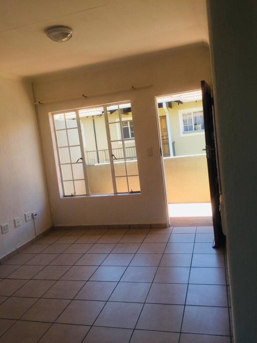 1 Bedroom Property for Sale in Comet Gauteng