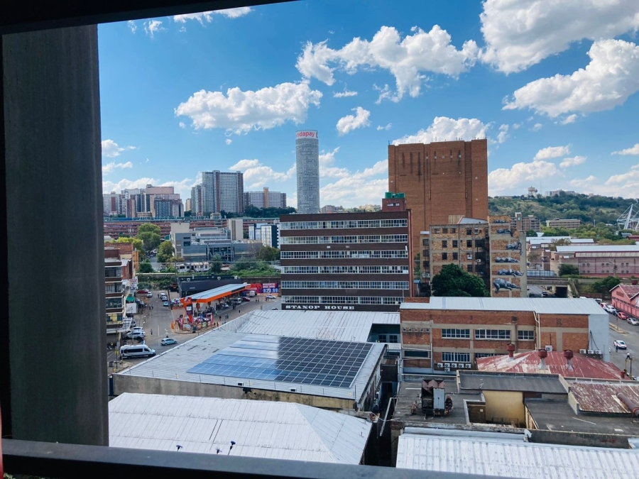 1 Bedroom Property for Sale in Maboneng Gauteng