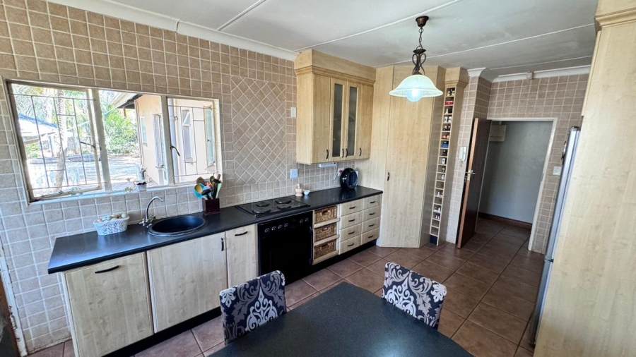 4 Bedroom Property for Sale in Lyttelton Manor Gauteng