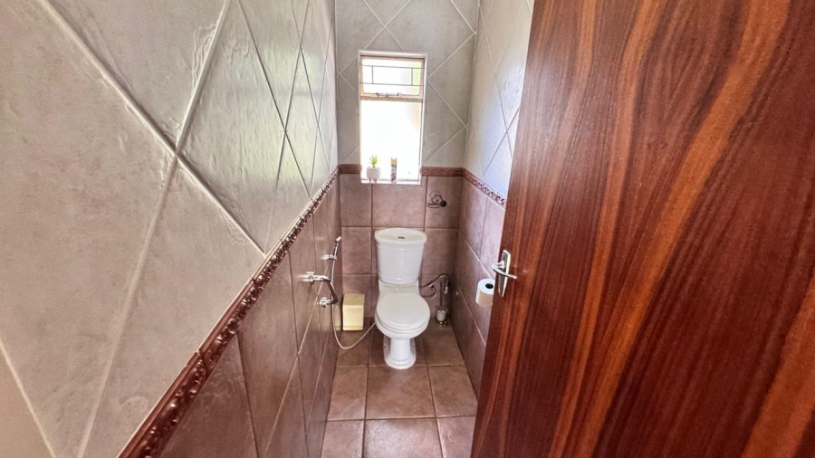 4 Bedroom Property for Sale in Lyttelton Manor Gauteng