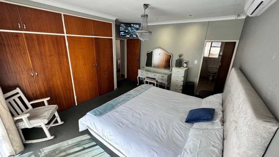 4 Bedroom Property for Sale in Lyttelton Manor Gauteng