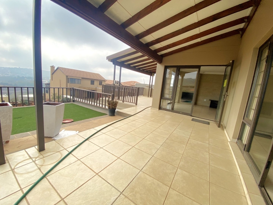 4 Bedroom Property for Sale in Roodekrans Gauteng