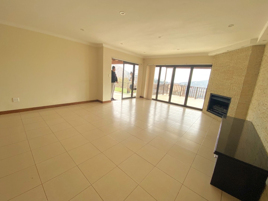 4 Bedroom Property for Sale in Roodekrans Gauteng