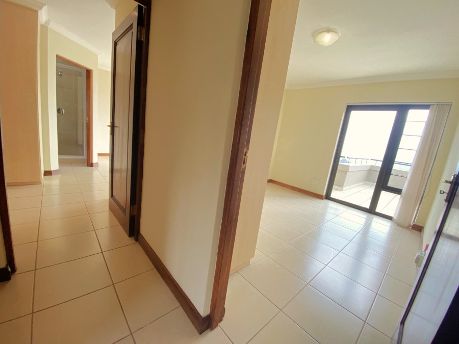 4 Bedroom Property for Sale in Roodekrans Gauteng