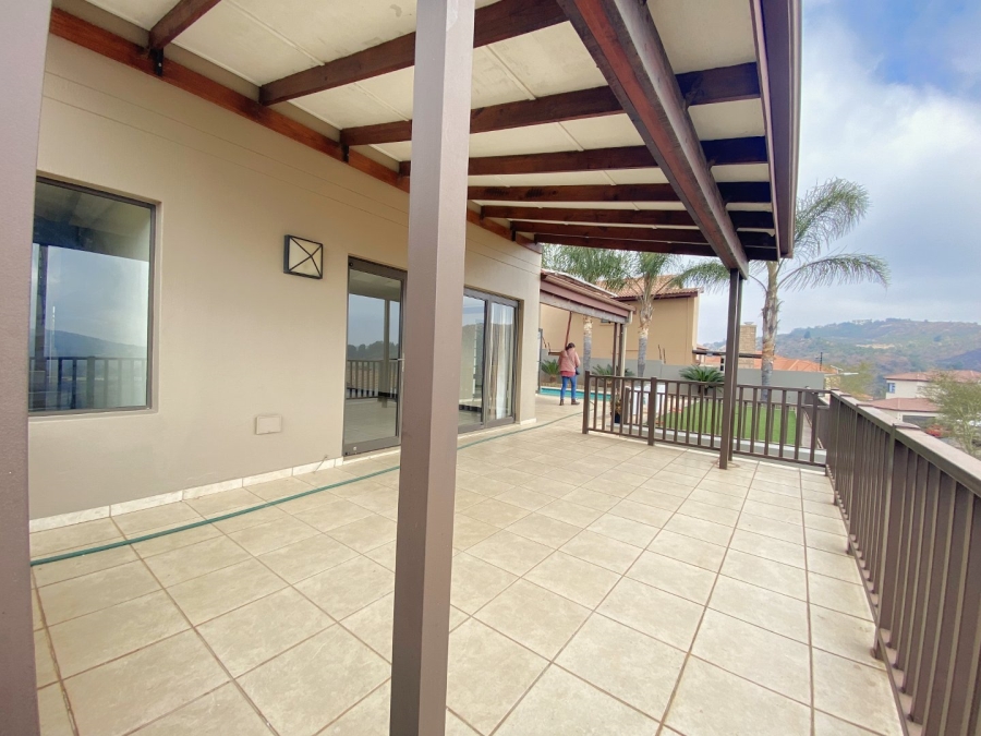 4 Bedroom Property for Sale in Roodekrans Gauteng