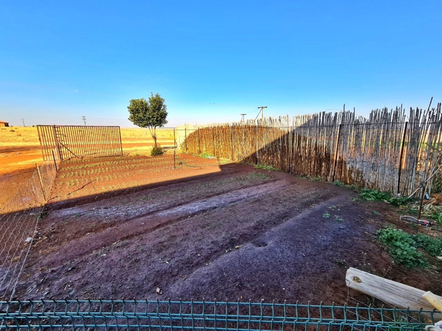 6 Bedroom Property for Sale in Endicott Gauteng