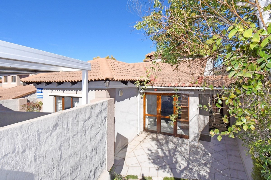 3 Bedroom Property for Sale in Sandringham Gauteng