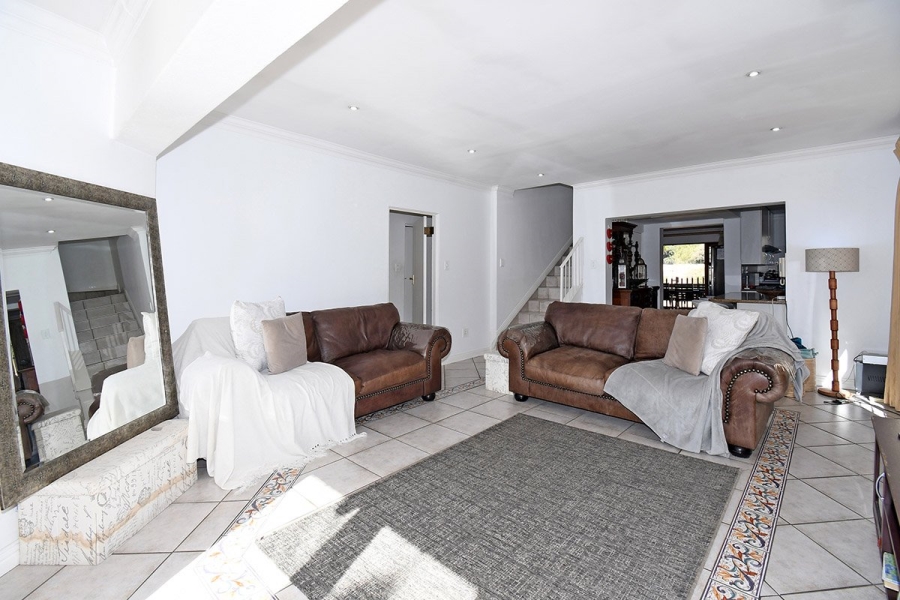 3 Bedroom Property for Sale in Sandringham Gauteng