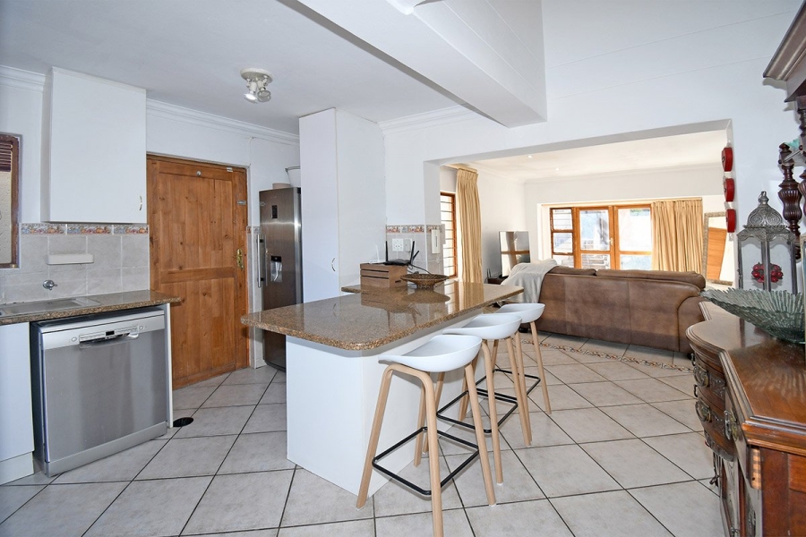 3 Bedroom Property for Sale in Sandringham Gauteng