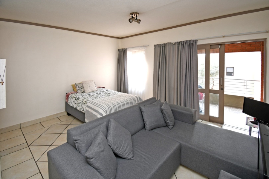 1 Bedroom Property for Sale in Paulshof Gauteng