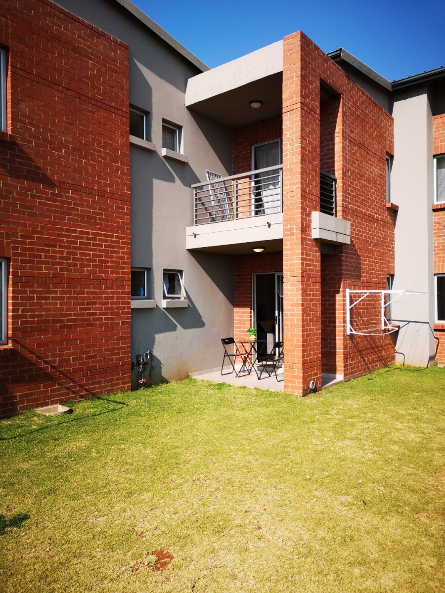 2 Bedroom Property for Sale in Esther Park Gauteng