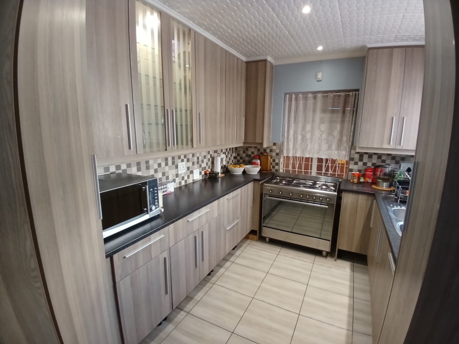 3 Bedroom Property for Sale in Germiston Central Gauteng