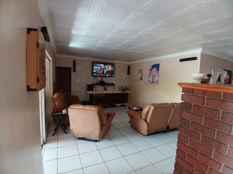 3 Bedroom Property for Sale in Germiston Central Gauteng