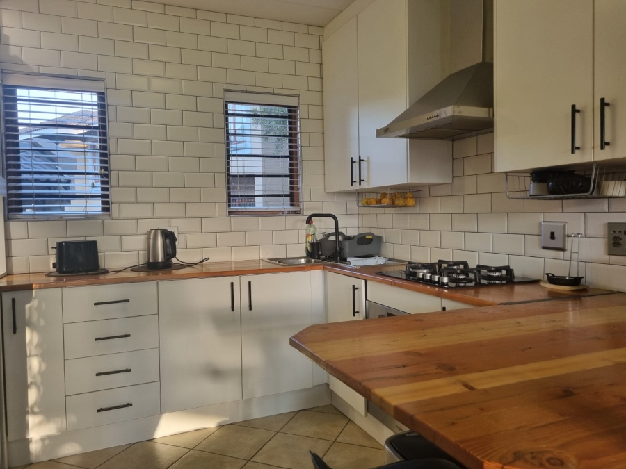 2 Bedroom Property for Sale in Paulshof Gauteng