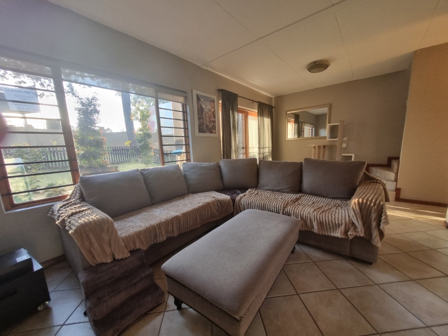 2 Bedroom Property for Sale in Paulshof Gauteng