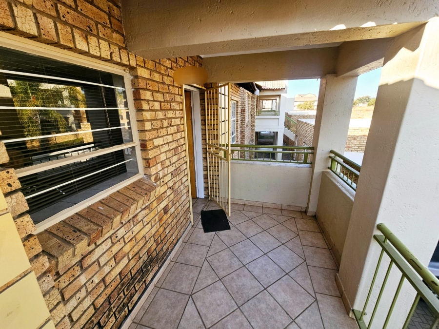 2 Bedroom Property for Sale in Celtisdal Gauteng