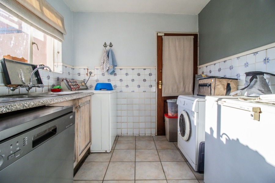 3 Bedroom Property for Sale in Mulbarton Gauteng