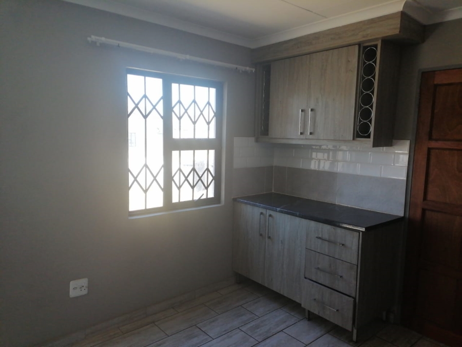 To Let 3 Bedroom Property for Rent in Riverbend AH Gauteng