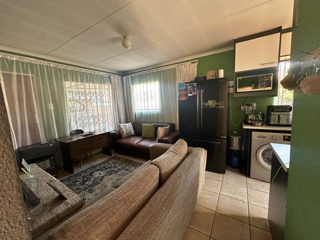 To Let 2 Bedroom Property for Rent in Cosmo City Gauteng