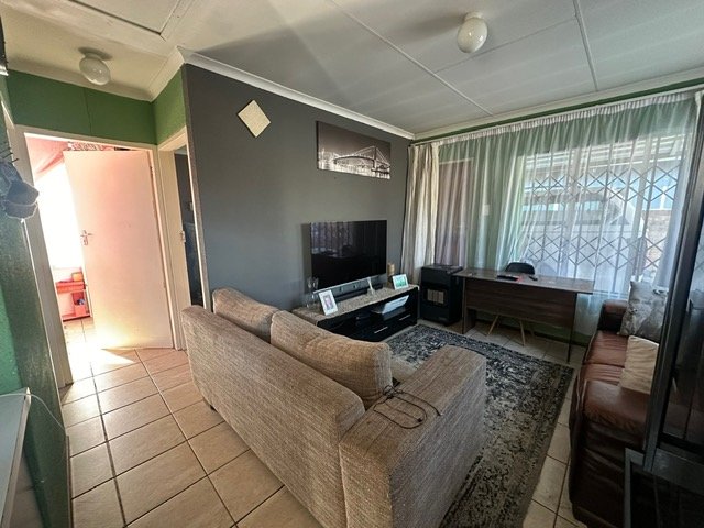 To Let 2 Bedroom Property for Rent in Cosmo City Gauteng