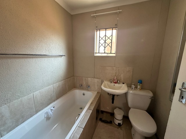 To Let 2 Bedroom Property for Rent in Cosmo City Gauteng