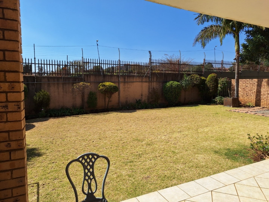 2 Bedroom Property for Sale in The Wilds Gauteng