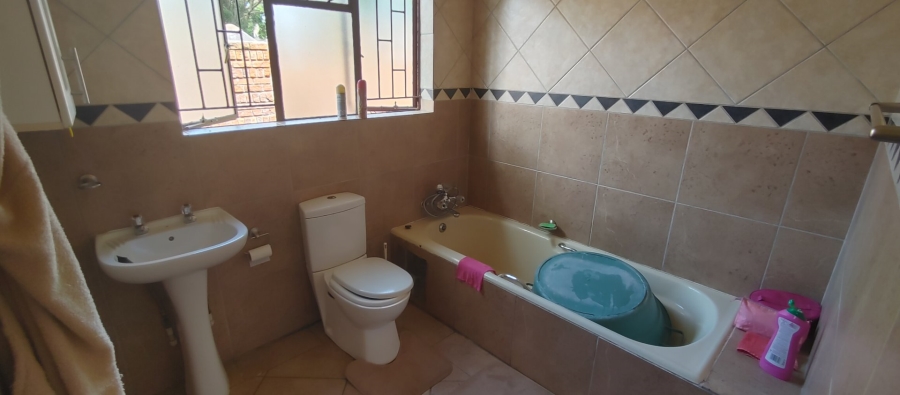 3 Bedroom Property for Sale in Theresa Park Gauteng