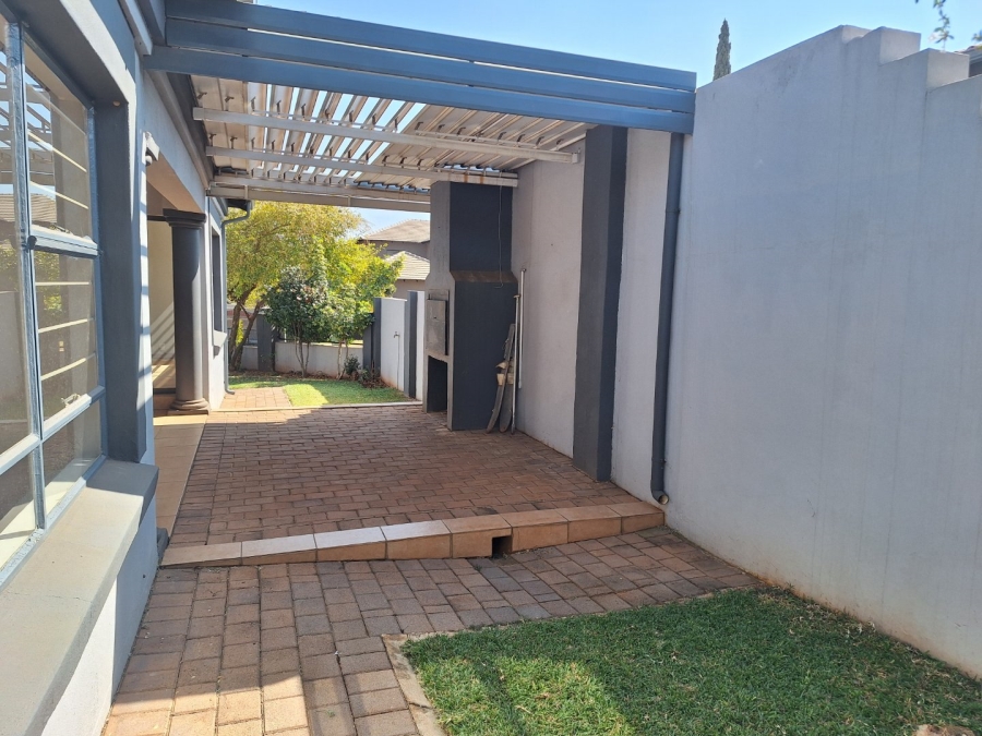 3 Bedroom Property for Sale in Olympus AH Gauteng