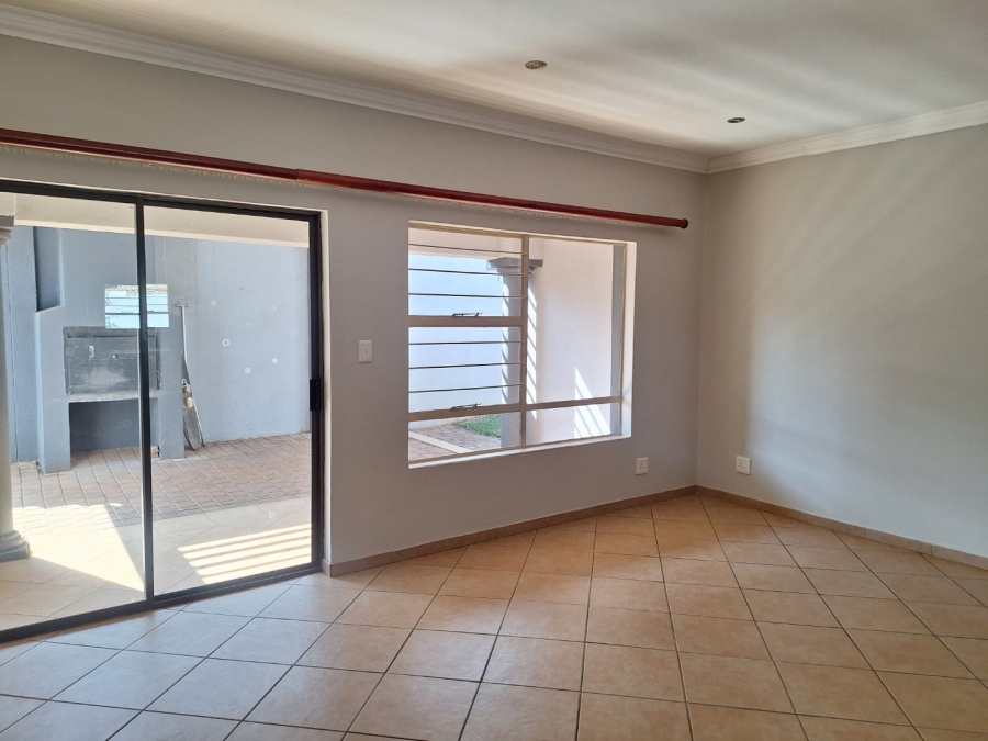 3 Bedroom Property for Sale in Olympus AH Gauteng