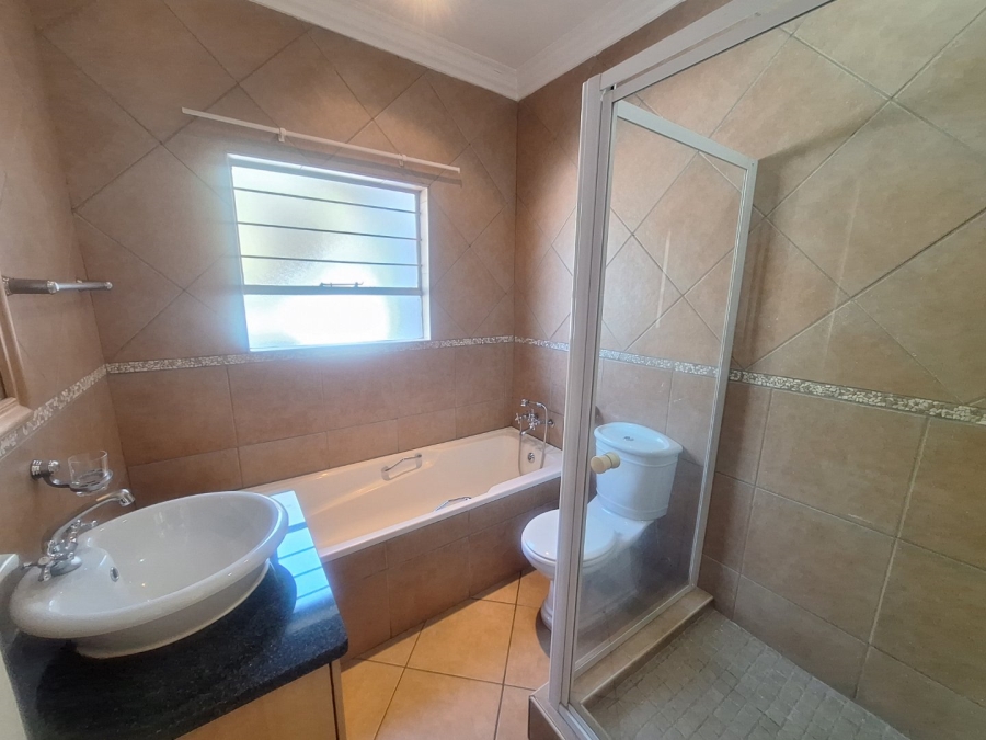 3 Bedroom Property for Sale in Olympus AH Gauteng