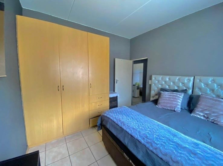 2 Bedroom Property for Sale in Rynfield Gauteng