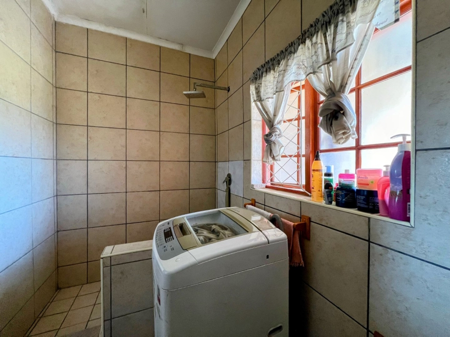 4 Bedroom Property for Sale in Booysens Gauteng