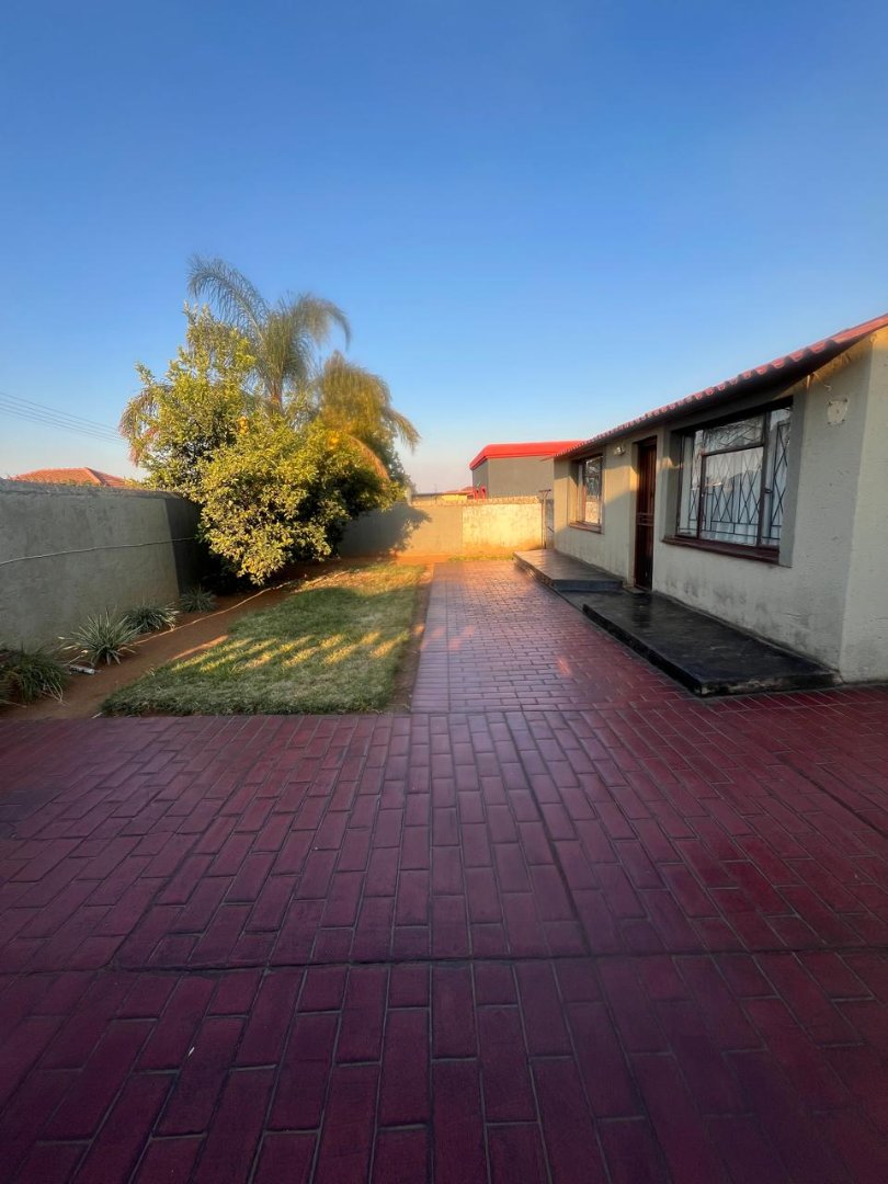 2 Bedroom Property for Sale in Soshanguve L Gauteng