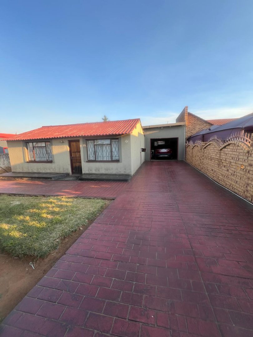 2 Bedroom Property for Sale in Soshanguve L Gauteng