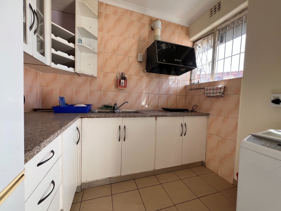 To Let 5 Bedroom Property for Rent in Edenvale Central Gauteng