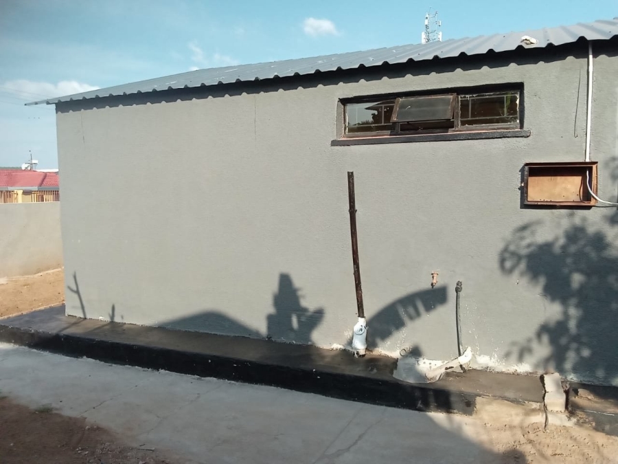 2 Bedroom Property for Sale in Soshanguve G Gauteng