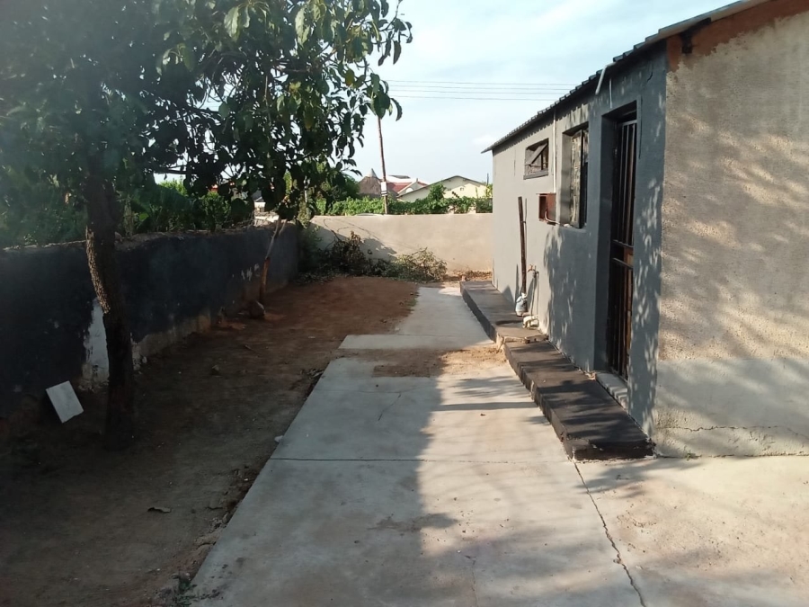 2 Bedroom Property for Sale in Soshanguve G Gauteng