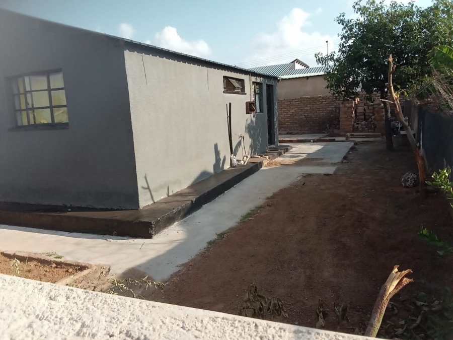 2 Bedroom Property for Sale in Soshanguve G Gauteng