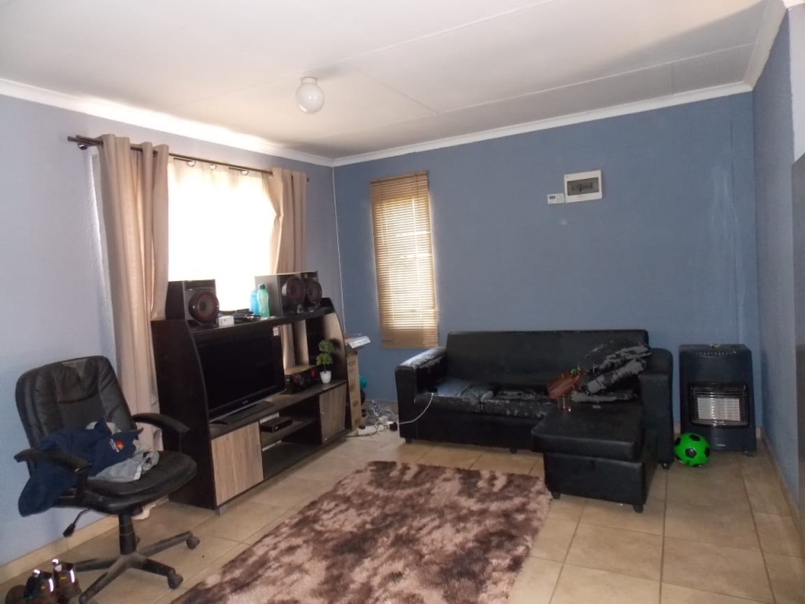 3 Bedroom Property for Sale in Windmill Park Gauteng