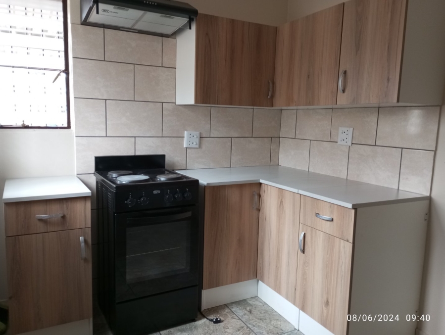 To Let 1 Bedroom Property for Rent in Van Riebeeck Park Gauteng