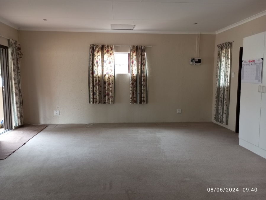 To Let 1 Bedroom Property for Rent in Van Riebeeck Park Gauteng