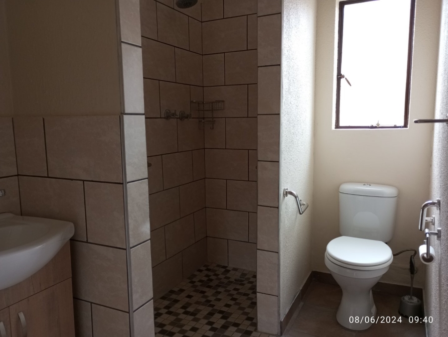 To Let 1 Bedroom Property for Rent in Van Riebeeck Park Gauteng