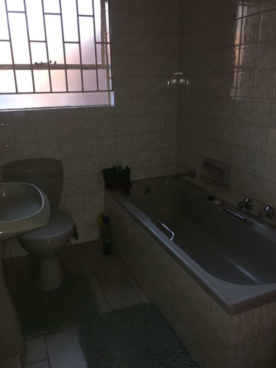 3 Bedroom Property for Sale in The Orchards Gauteng