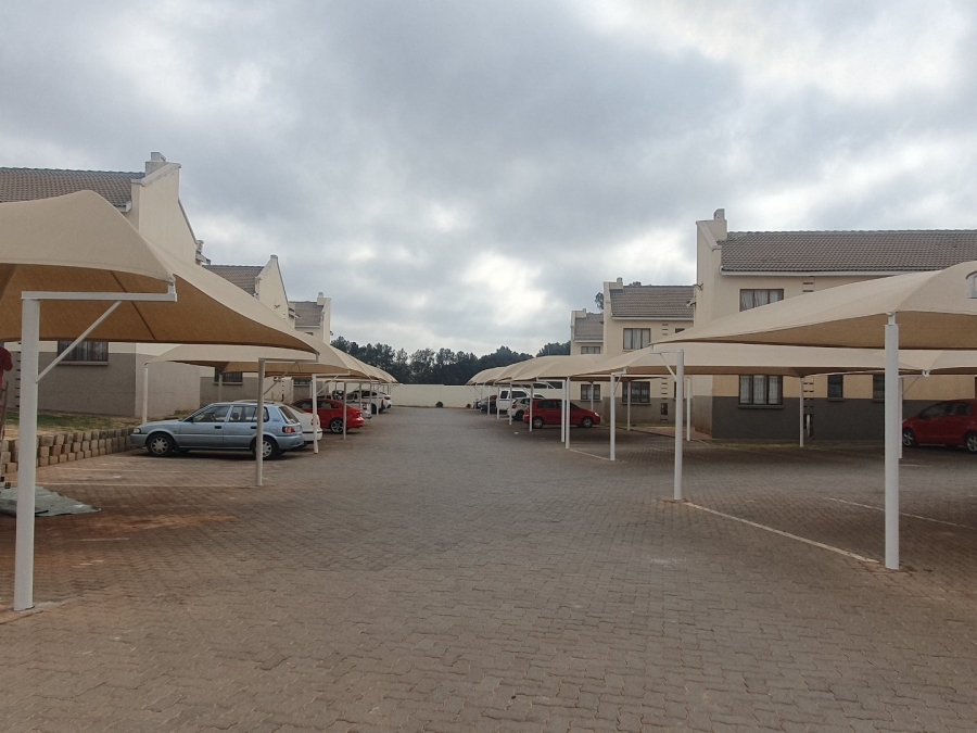 1 Bedroom Property for Sale in Hesteapark Gauteng