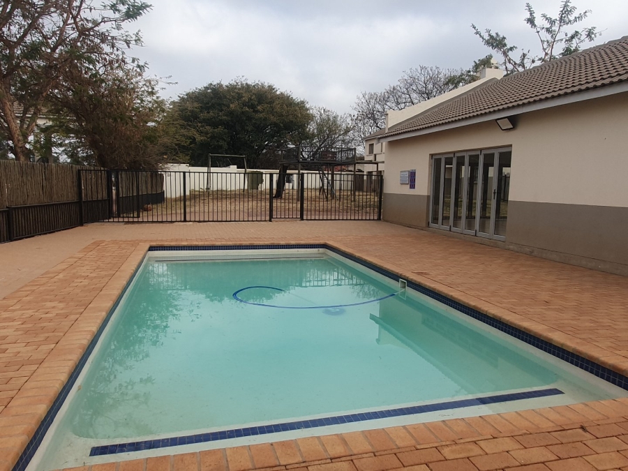 1 Bedroom Property for Sale in Hesteapark Gauteng