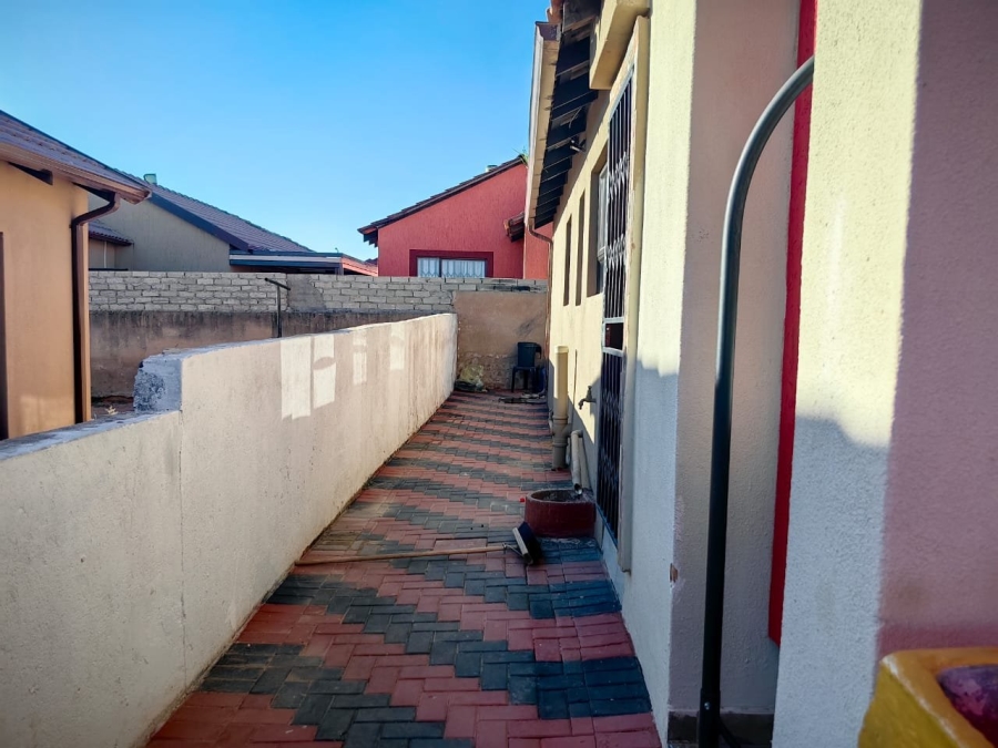 3 Bedroom Property for Sale in Soshanguve VV Gauteng