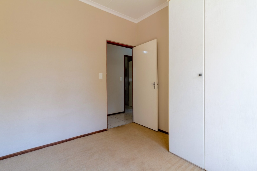 2 Bedroom Property for Sale in North Riding Gauteng