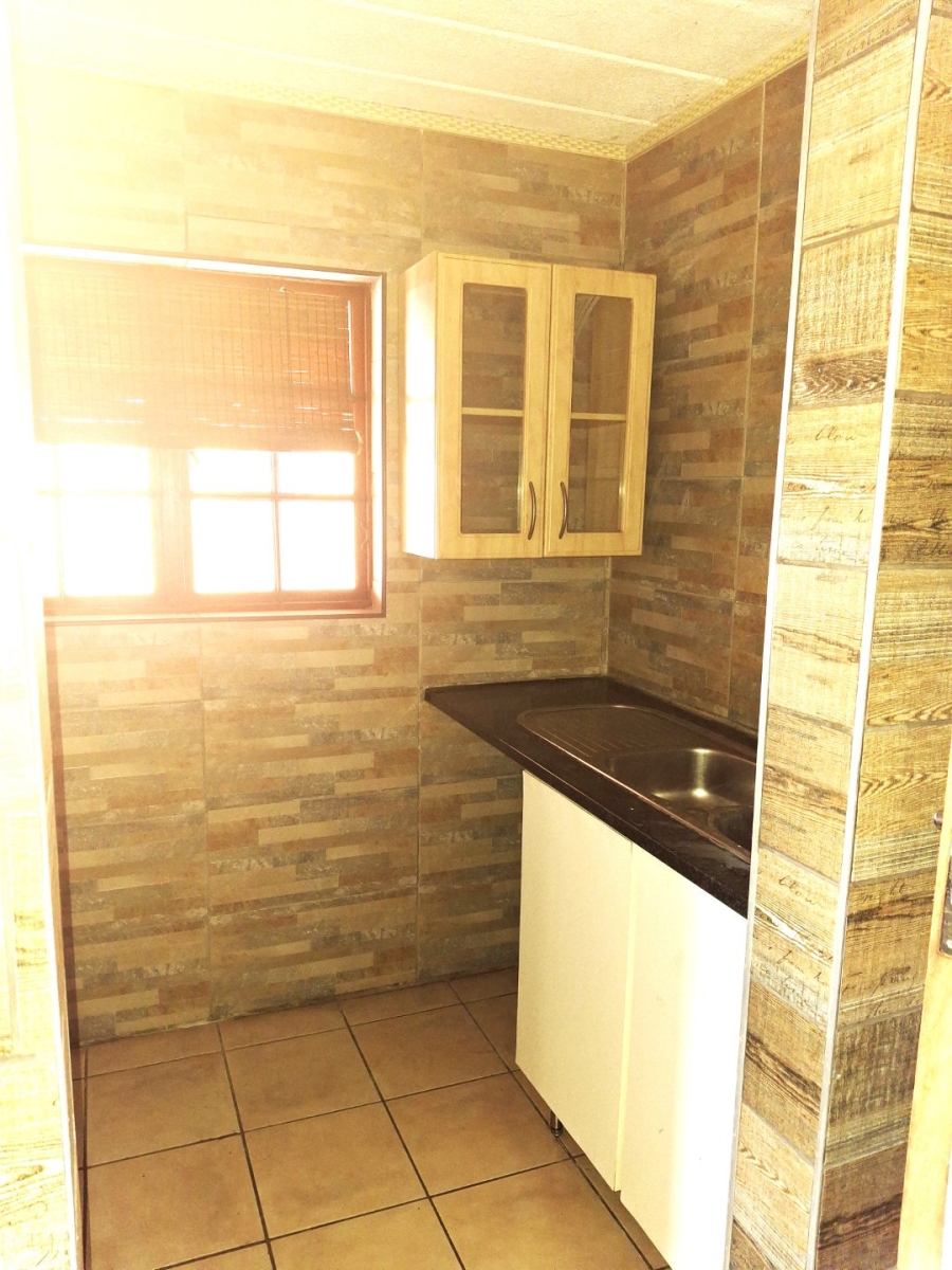 3 Bedroom Property for Sale in Dayanglen Gauteng